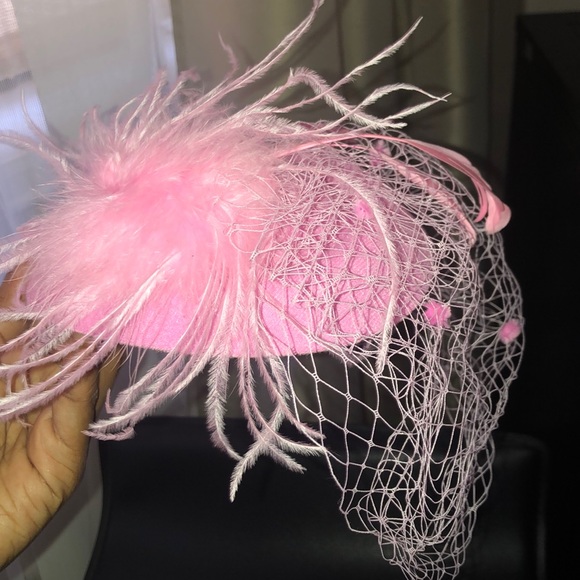 Pink Fascinator - Picture 1 of 4
